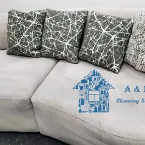 شركة تنظيف كنب - شركة تنظيف انتريهات - تنظيف الأثاث والمفروشات - شركة تنظيف مفروشات